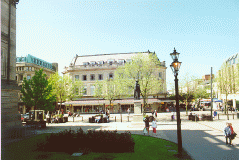 [View into Le Mans Crescent]