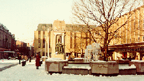 [Fountain in the snow]